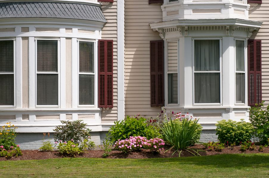 Beautiful bow window providing sweeping views and abundant natural light