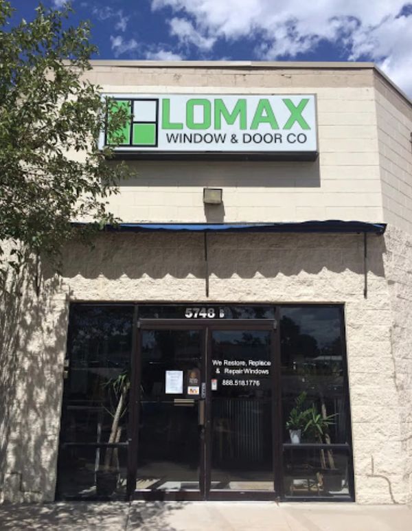 Lomax team and family members at the Fort Collins office